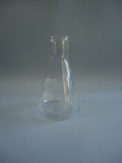 Matraz Erlenmeyer borosilicato   50 ml.